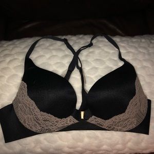 Victoria’s Secret push-up bra ❌❌SOLD❌❌
